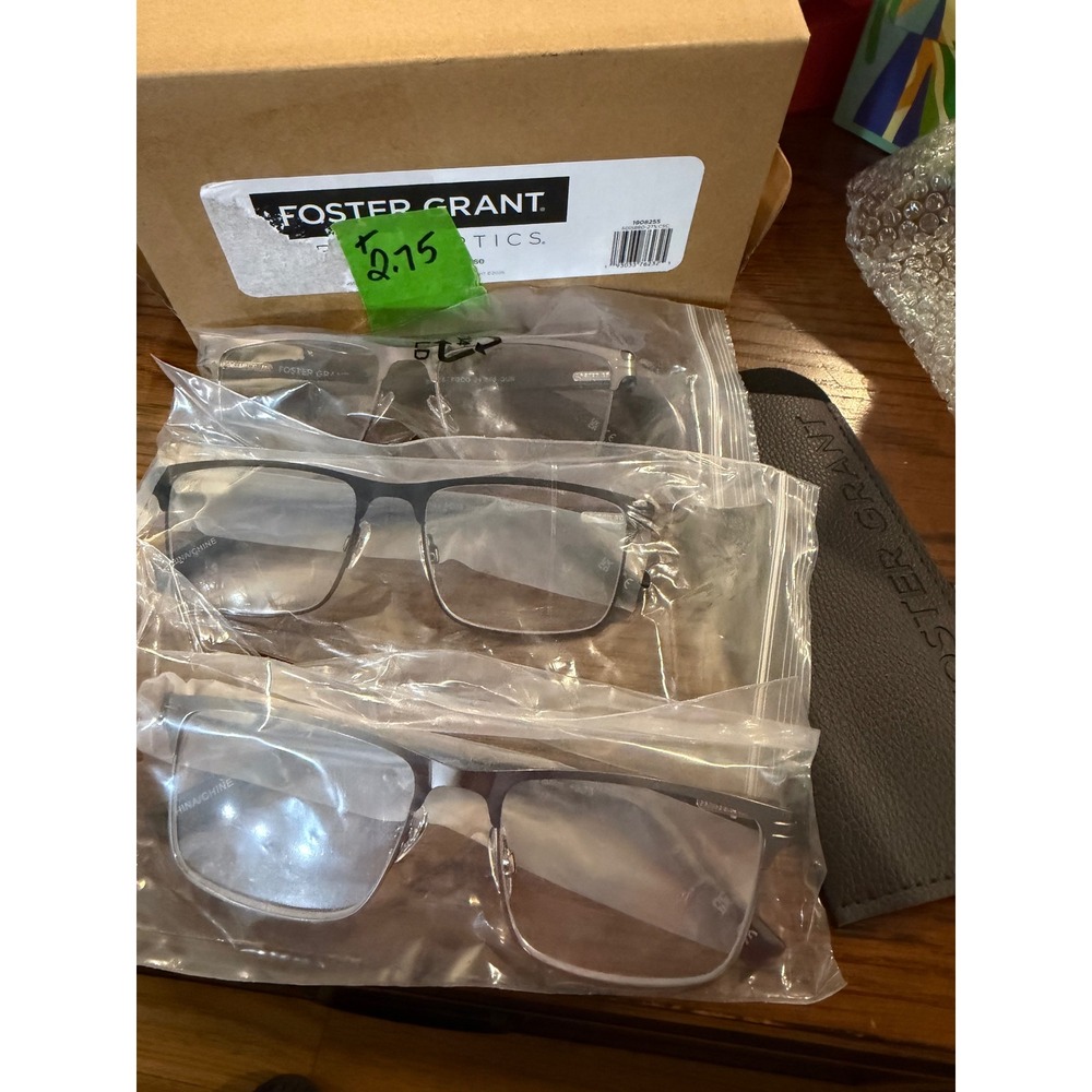Foster Grant Design Optics Classic Reading Glasses +2.75 3 Pack NEW with case